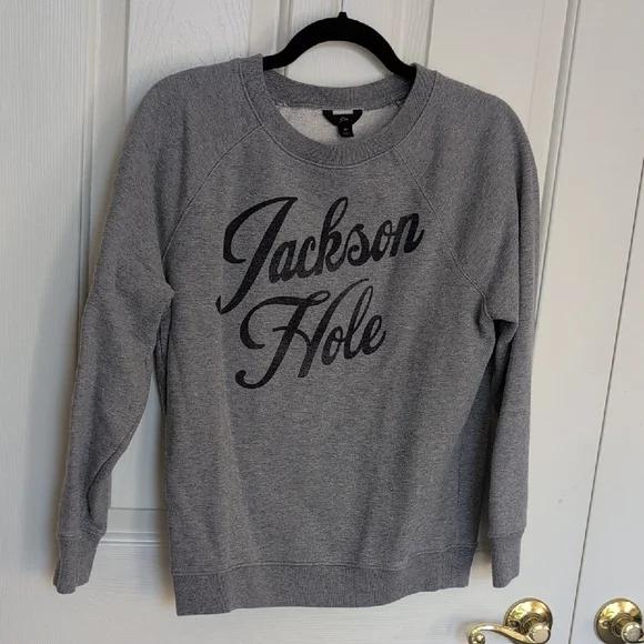 Gray Women's Crew Neck Sweater - Picture 6 of 9